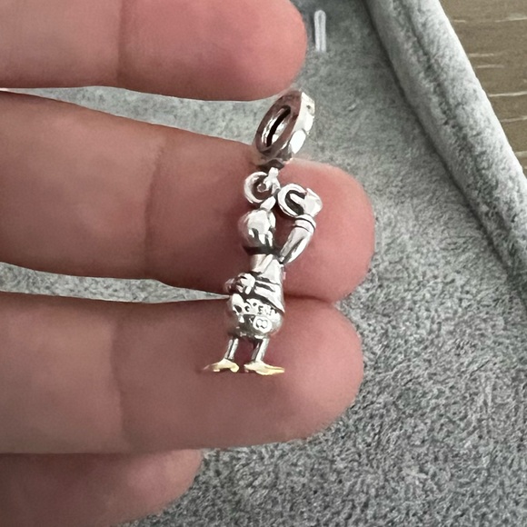 PANDORA Disney 100th Anniversary Donald Duck Lab-grown Diamond Dangle Charm - Picture 4 of 7